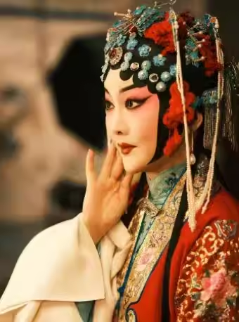 长安大戏院5月3日（日场）京剧《锁麟囊》